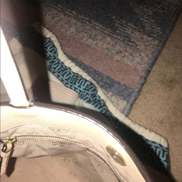 Tory Burch All T purse, wallet and dustbag! - Picture 4 of 8